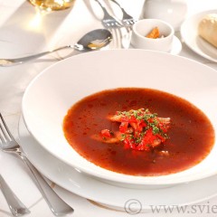 maisto-fotografavimas-pomidorine-sriuba